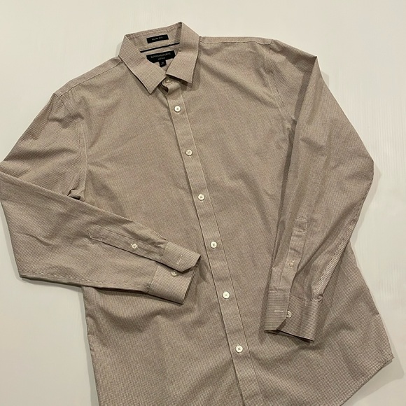 Banana Republic Factory Other - Banana Republic factory slim fit, tan, checkered long sleeve button down. Medium